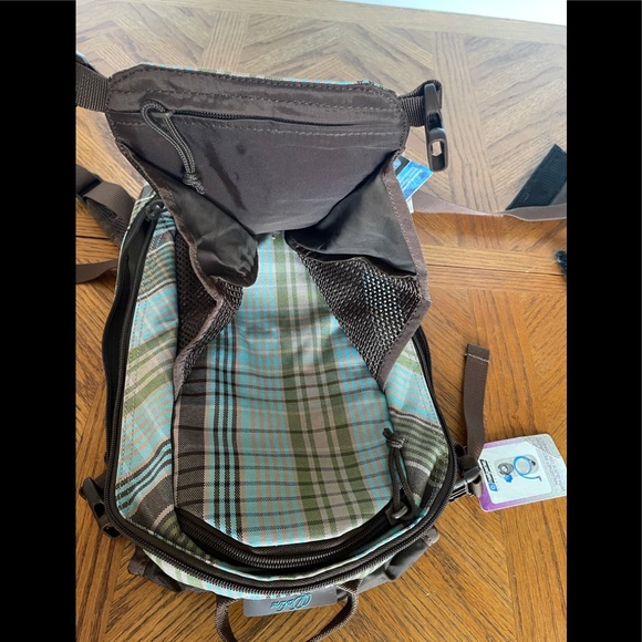NWT DAKINE Drafter Women’s 10L Hydration Backpack - Picture 2 of 5
